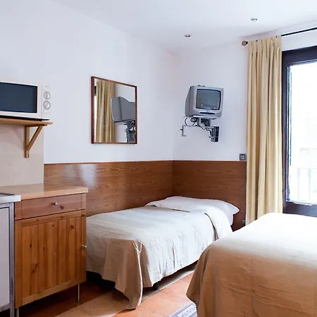 Estudios Pelayo Apartment Barcelona